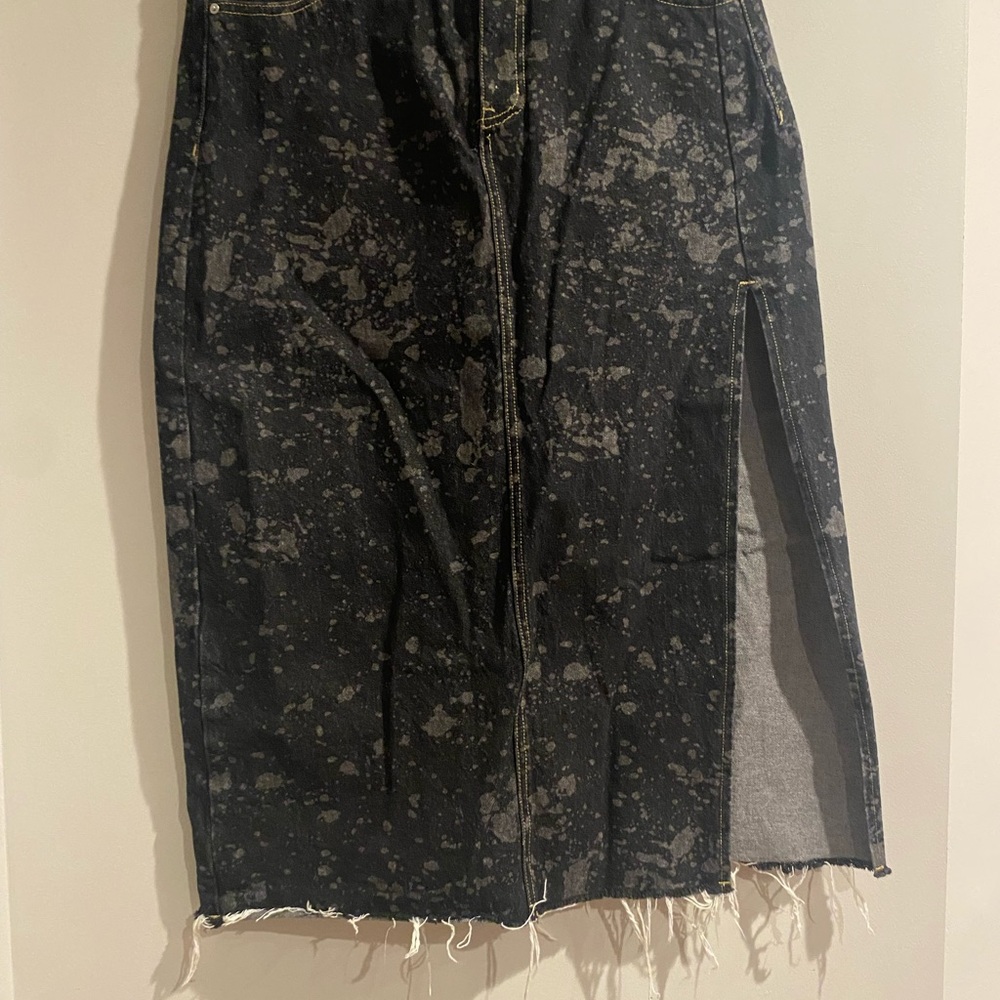 Urban Revivo Denim Midi Skirt with Split